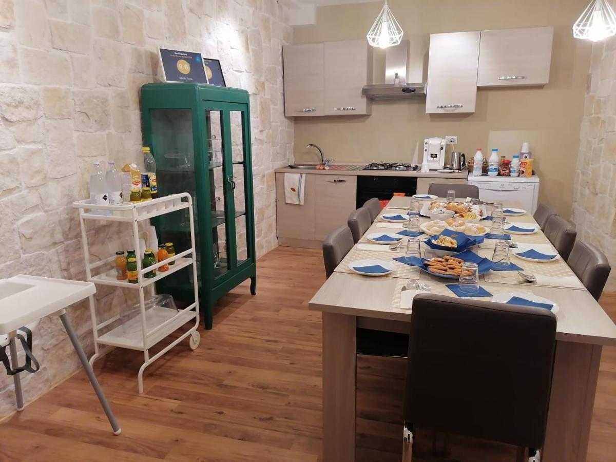 ניקולוסי B&B La Grotta מראה חיצוני תמונה