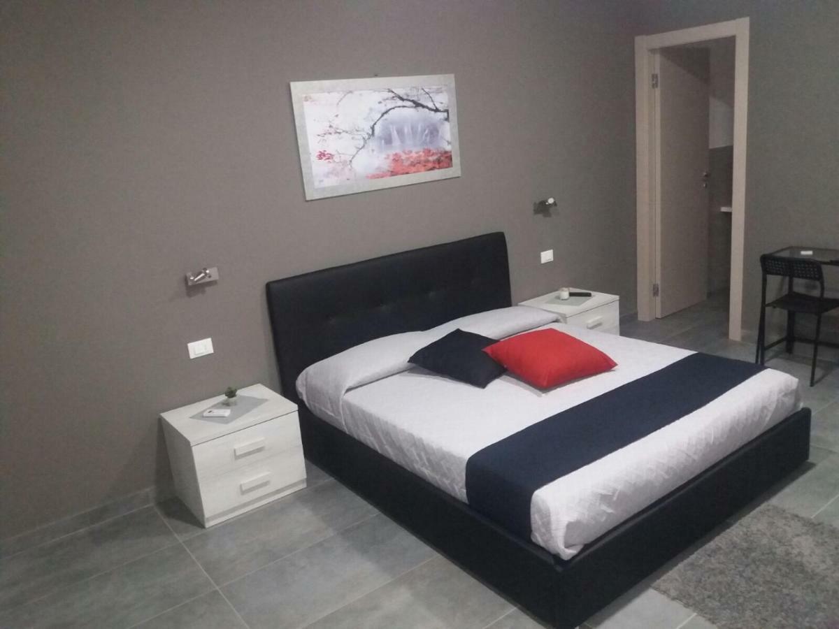 ניקולוסי B&B La Grotta מראה חיצוני תמונה