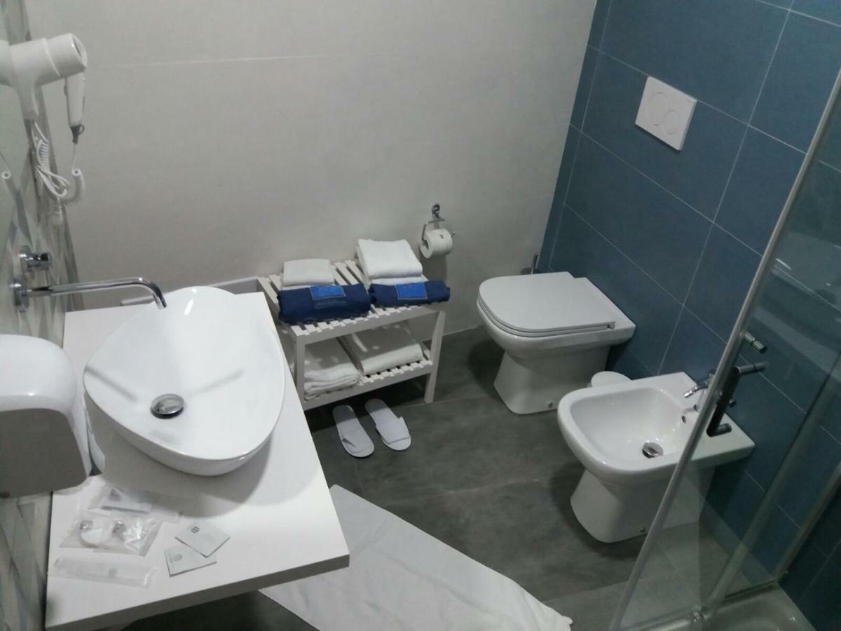ניקולוסי B&B La Grotta מראה חיצוני תמונה