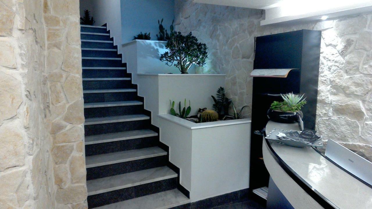 ניקולוסי B&B La Grotta מראה חיצוני תמונה