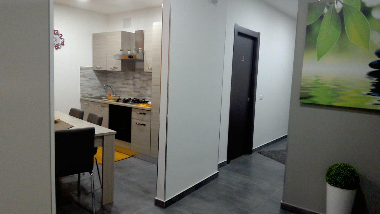 ניקולוסי B&B La Grotta מראה חיצוני תמונה