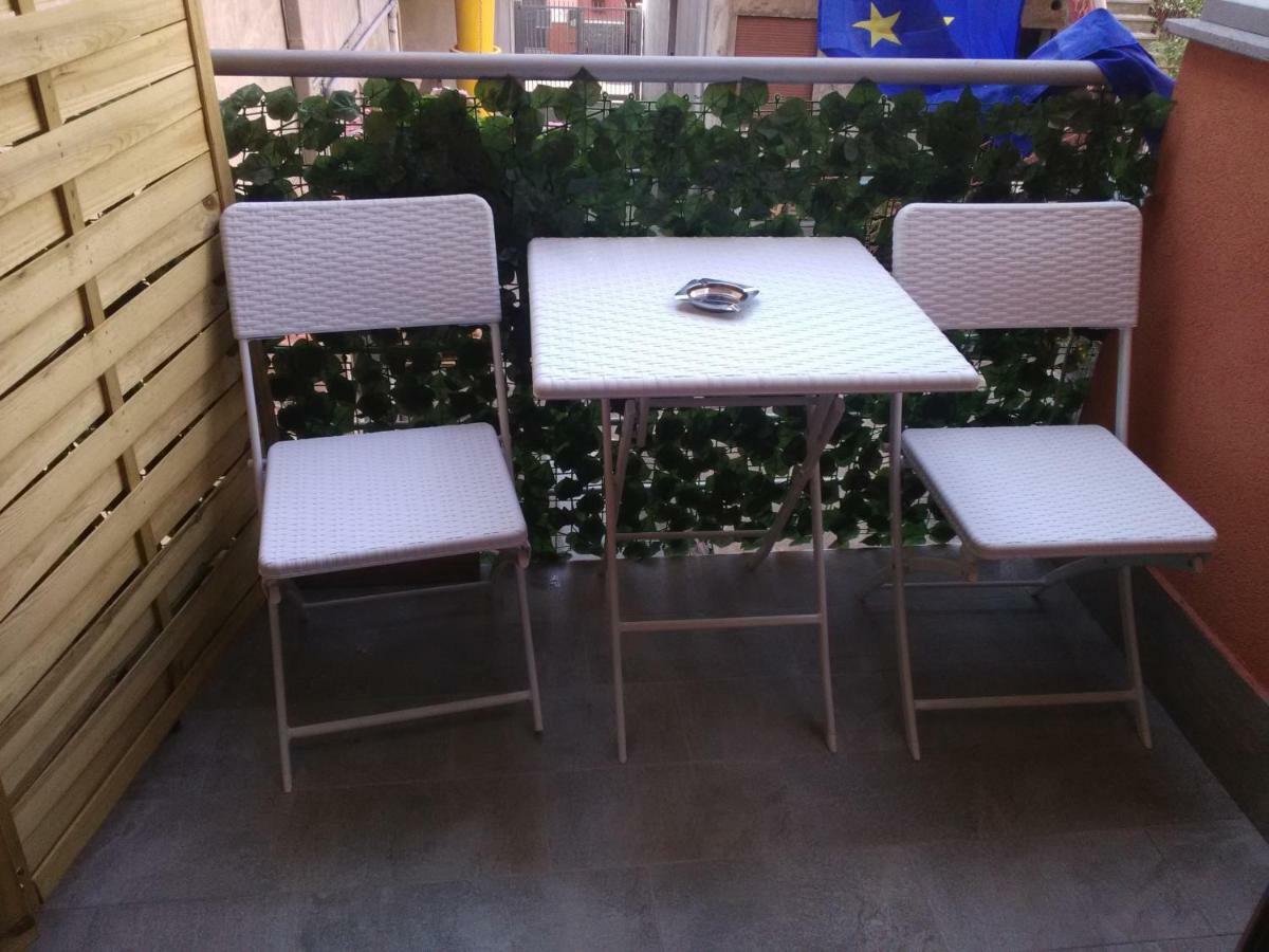 ניקולוסי B&B La Grotta מראה חיצוני תמונה