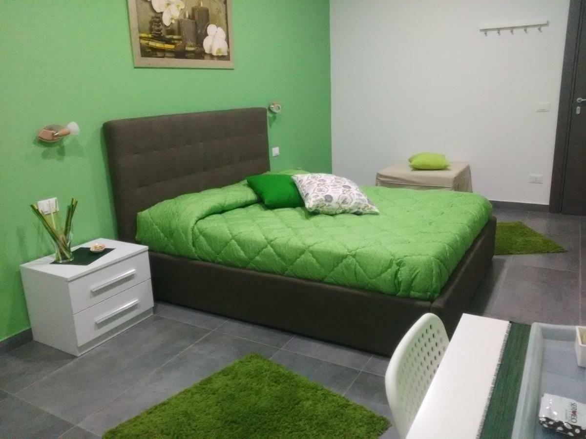 ניקולוסי B&B La Grotta מראה חיצוני תמונה
